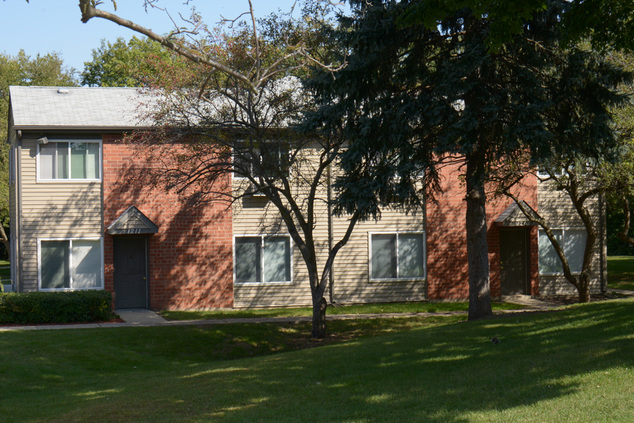 One visit to Buena Vista Apartments and Town-homes and you’ll quickly realize we offer a warm, welcoming environment that’s hard to beat.  Green spaces are an integral part of our community and offer beautiful views as well as a pleasant place to enjoy family and friends.